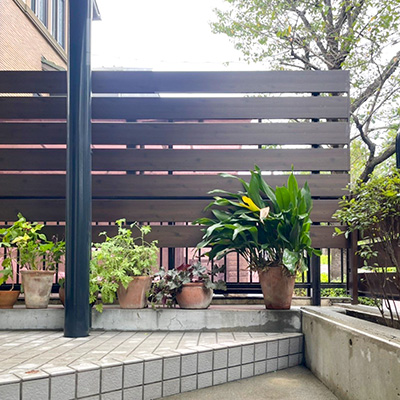 植栽も整理してすっきりしました。